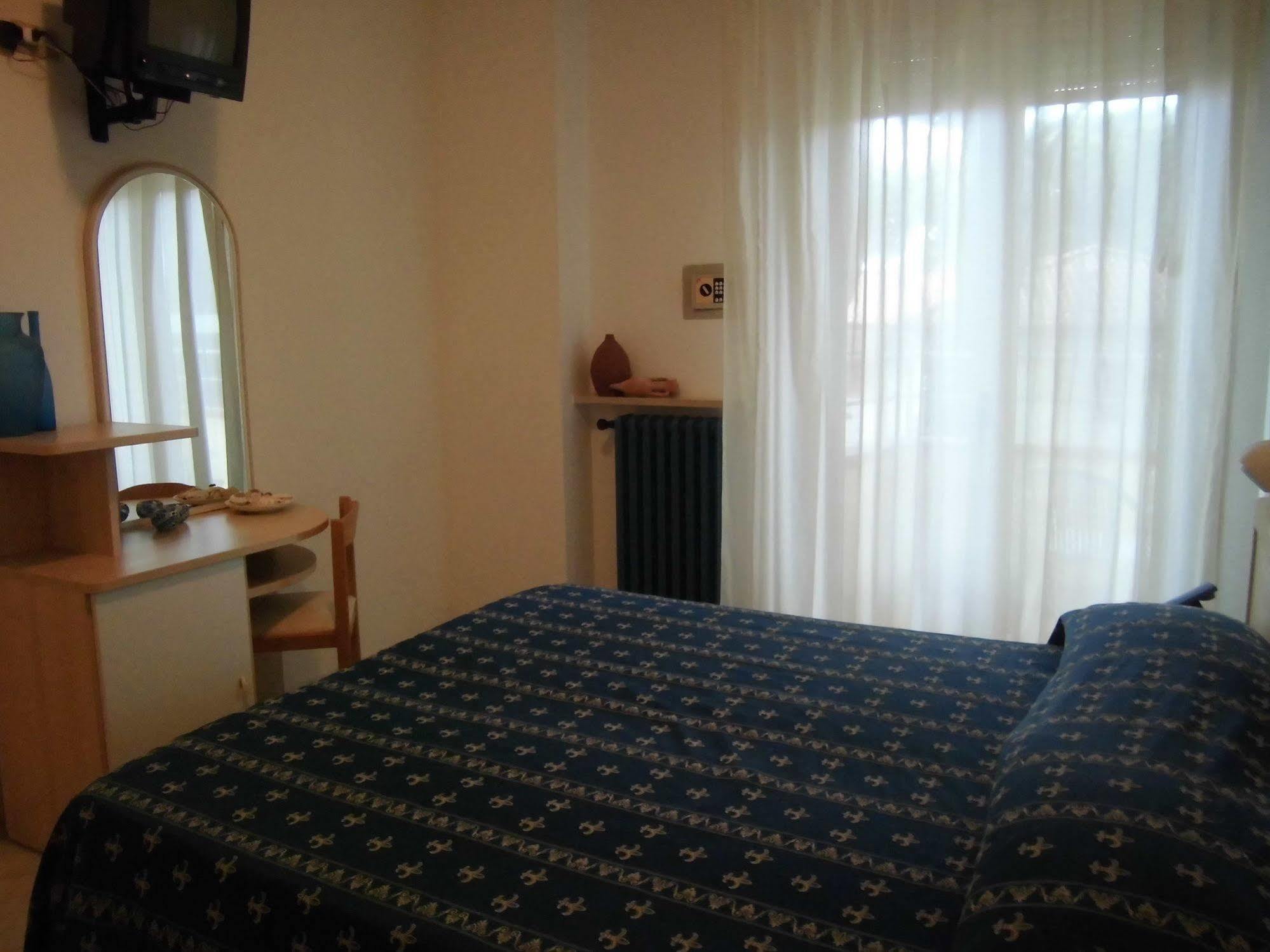Hotel Europa Park 丽都斯皮纳 外观 照片